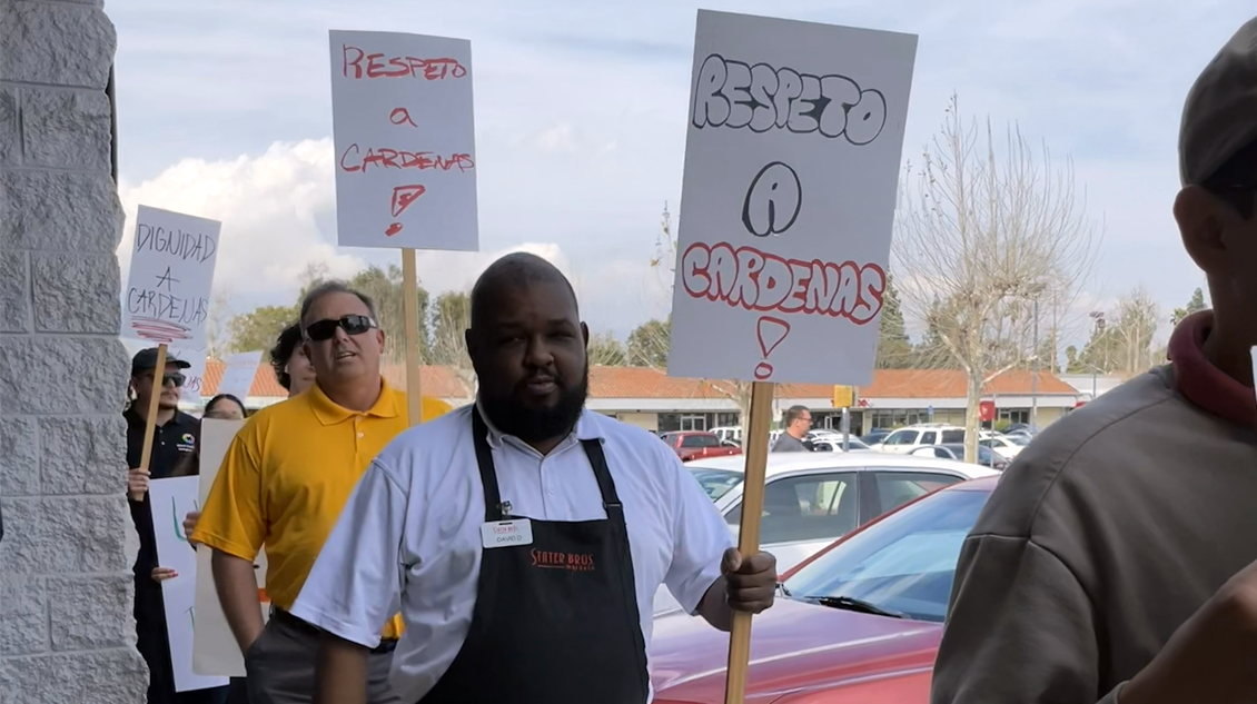 union-workers-organizing-against-heritage-grocers Union workers picketing outside Cardenas Grocery Store